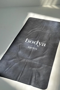 bodya ręcznik z mikrofibry czarny