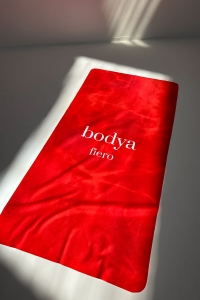 bodya ręcznik z mikrofibry czerwony