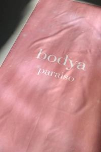 bodya ręcznik z mikrofibry różowy