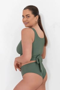 góra od stroju typu wrap zdjęcie na modelce kolor khaki