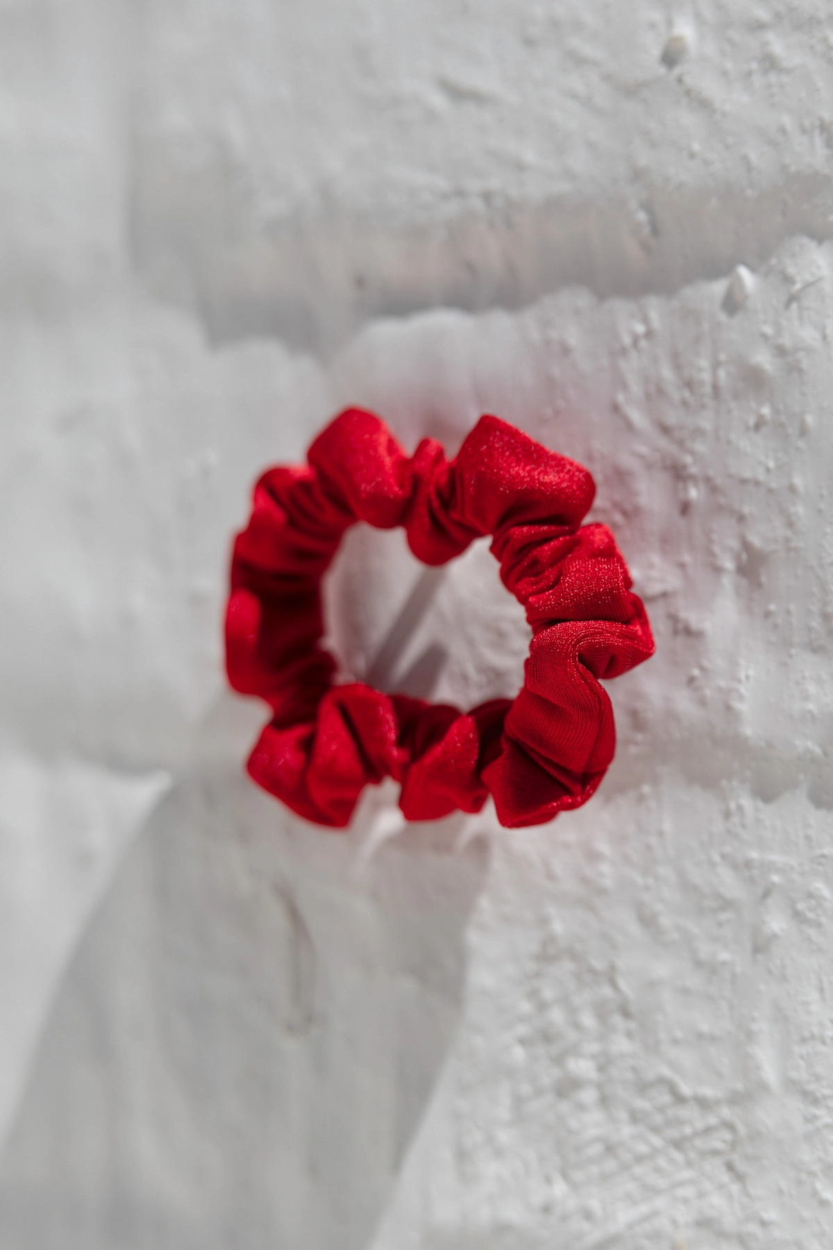 Gumka do włosów mini scrunchie Scarlet czerwony