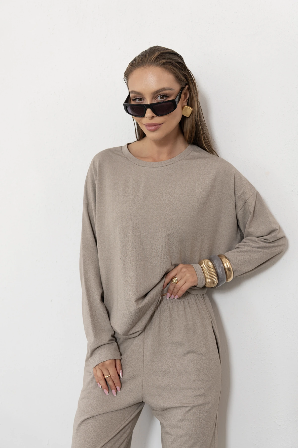 Riviera bluzka oversize gładka dzianina kolor Cappuccino / chłodny beż