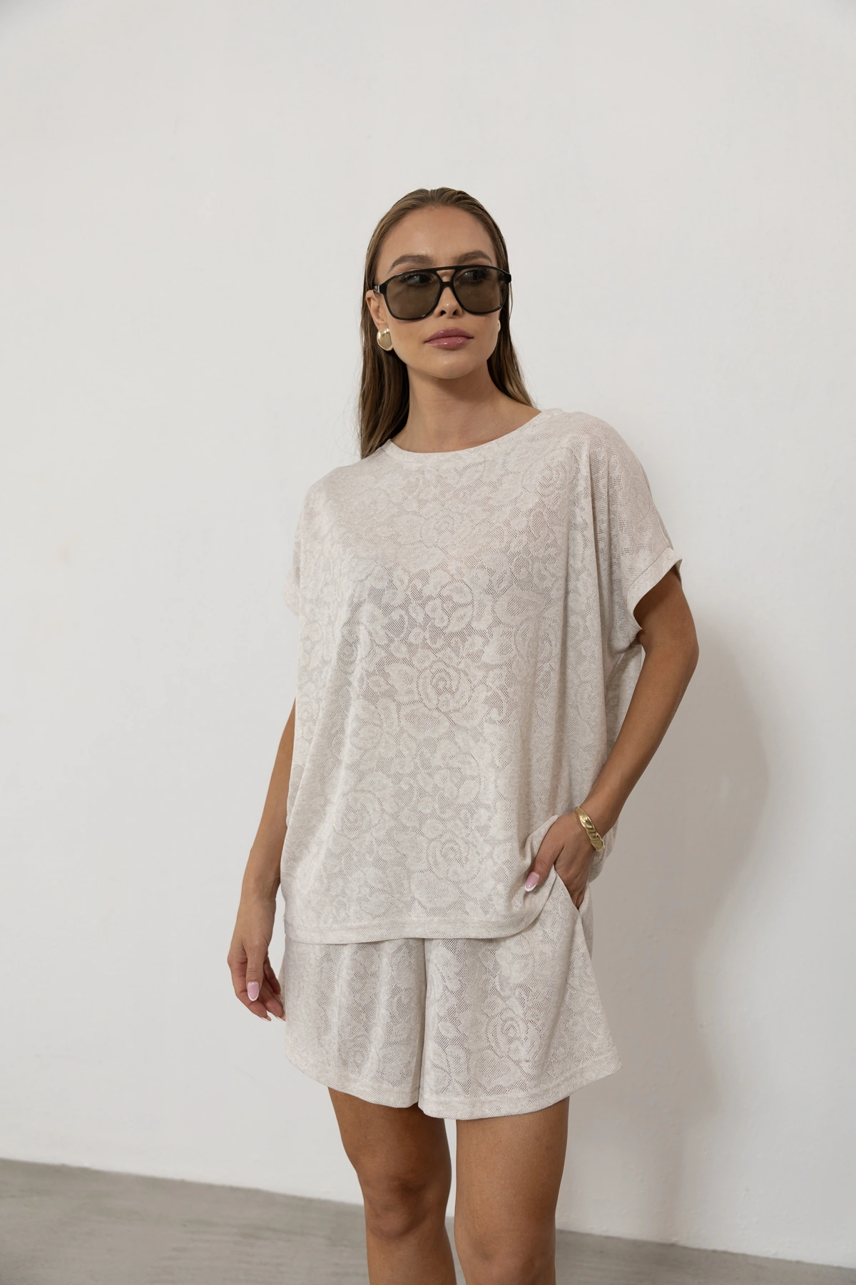 Solena t-shirt oversize ażurowa dzianina róża kolor Latte / kremowy
