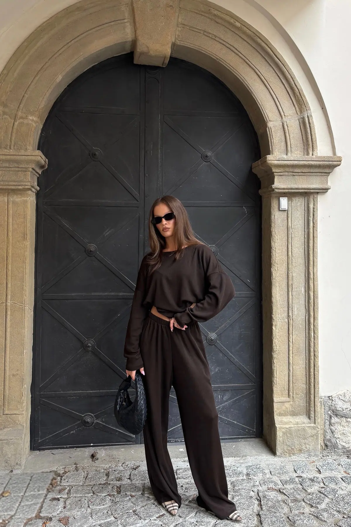 Riviera bluzka oversize sweterkowa dzianina kolor Mokka / ciemny brąz
