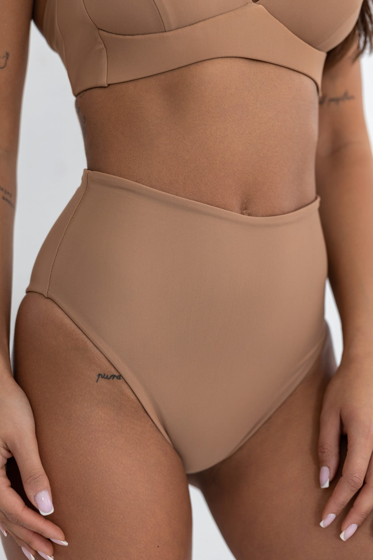 Wysokie Linki Nude - dół od bikini wysoki stan brazyliany cielisty 