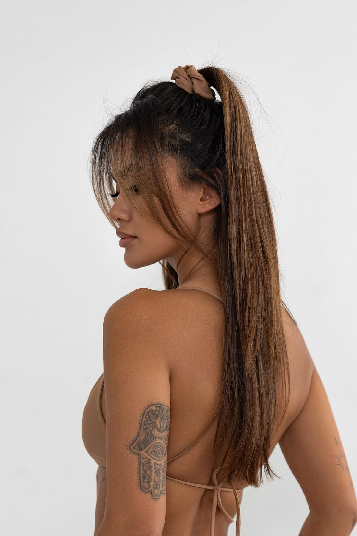 Gumka do włosów scrunchie cielisty nude