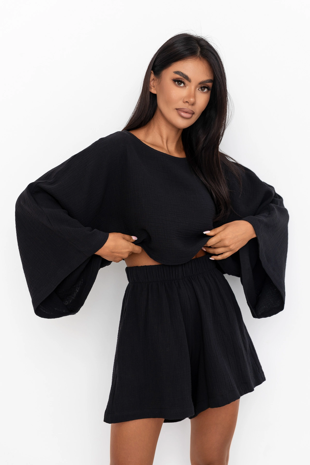 Alba - bluzka z długim rękawem typu crop top oversize czarna